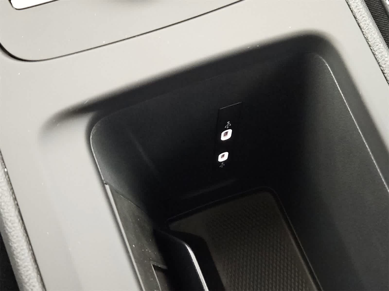 Thumbnail: 2025 Volkswagen Tiguan - 33