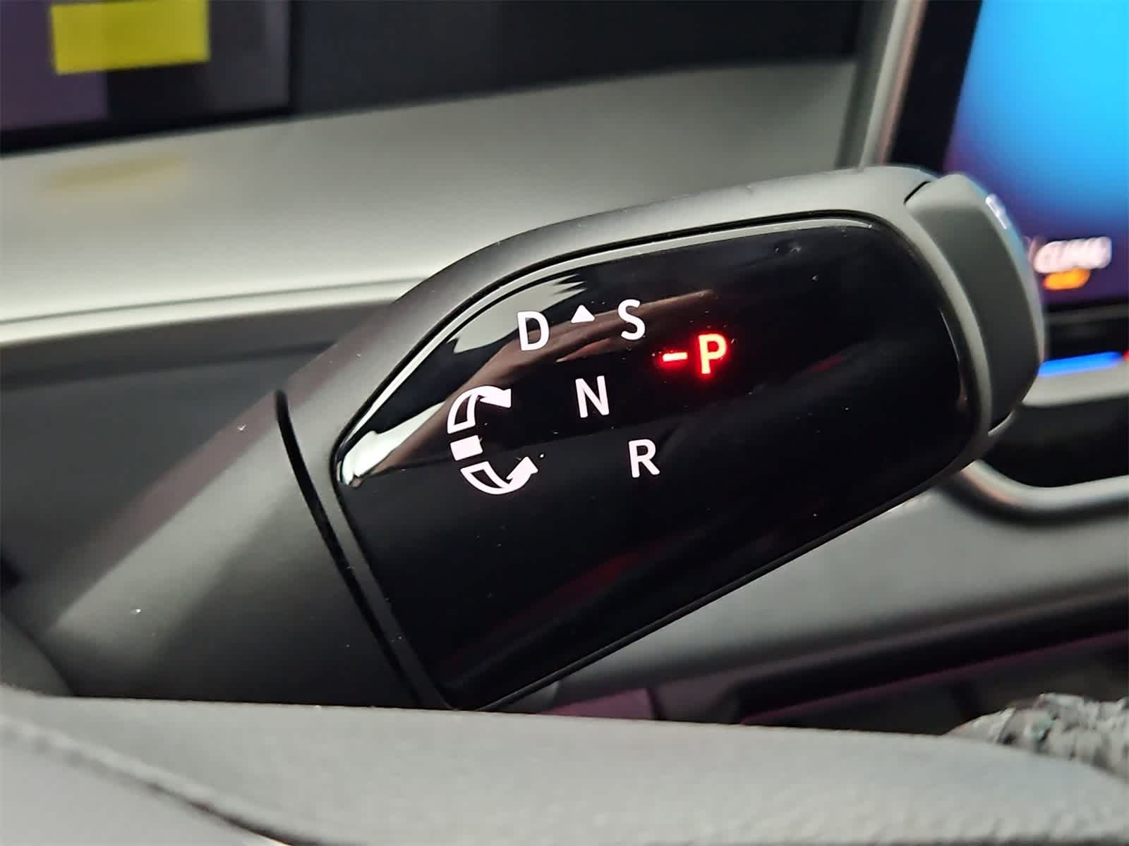 Thumbnail: 2025 Volkswagen Tiguan - 34