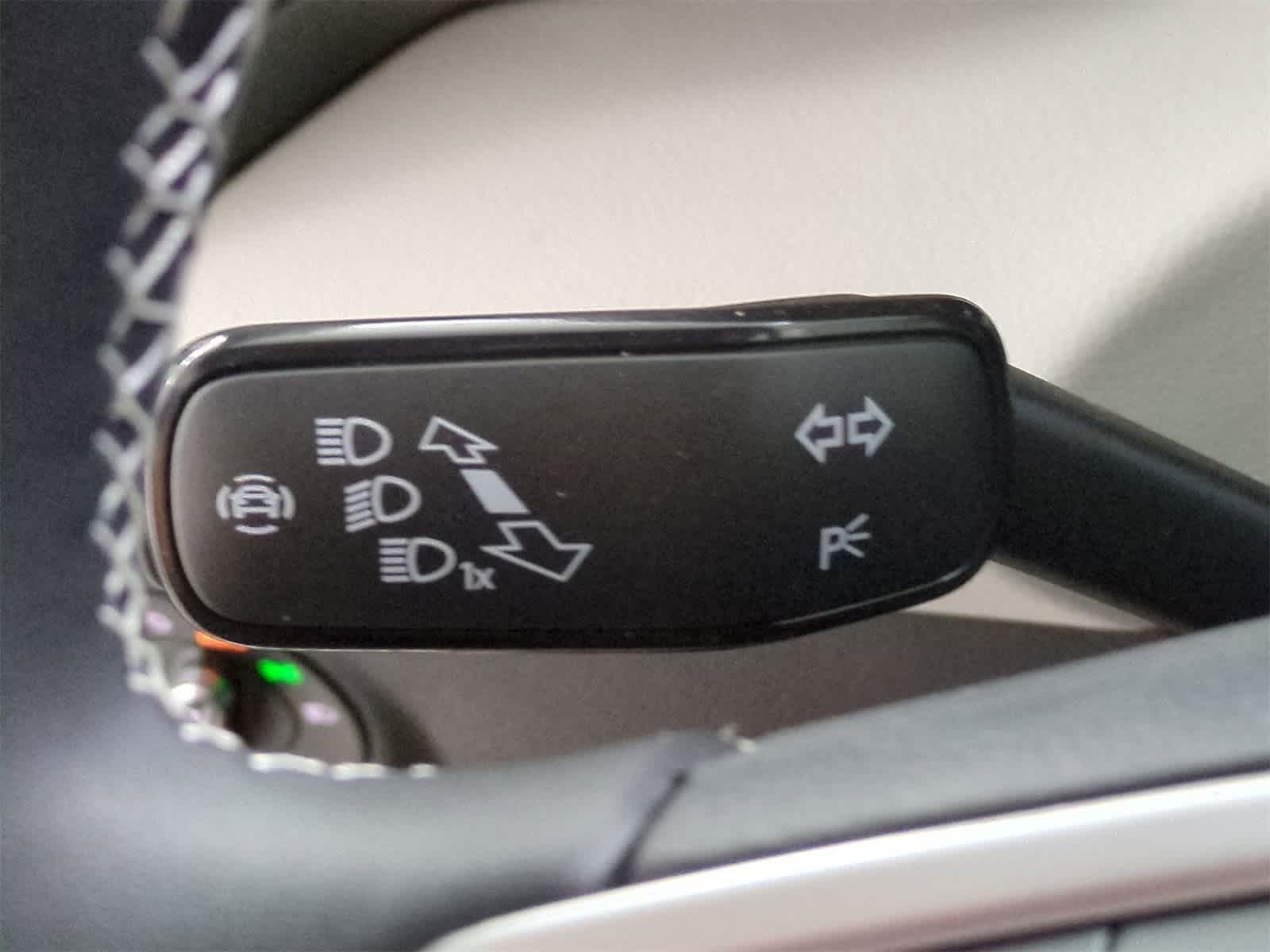 Thumbnail: 2025 Volkswagen Taos - 26