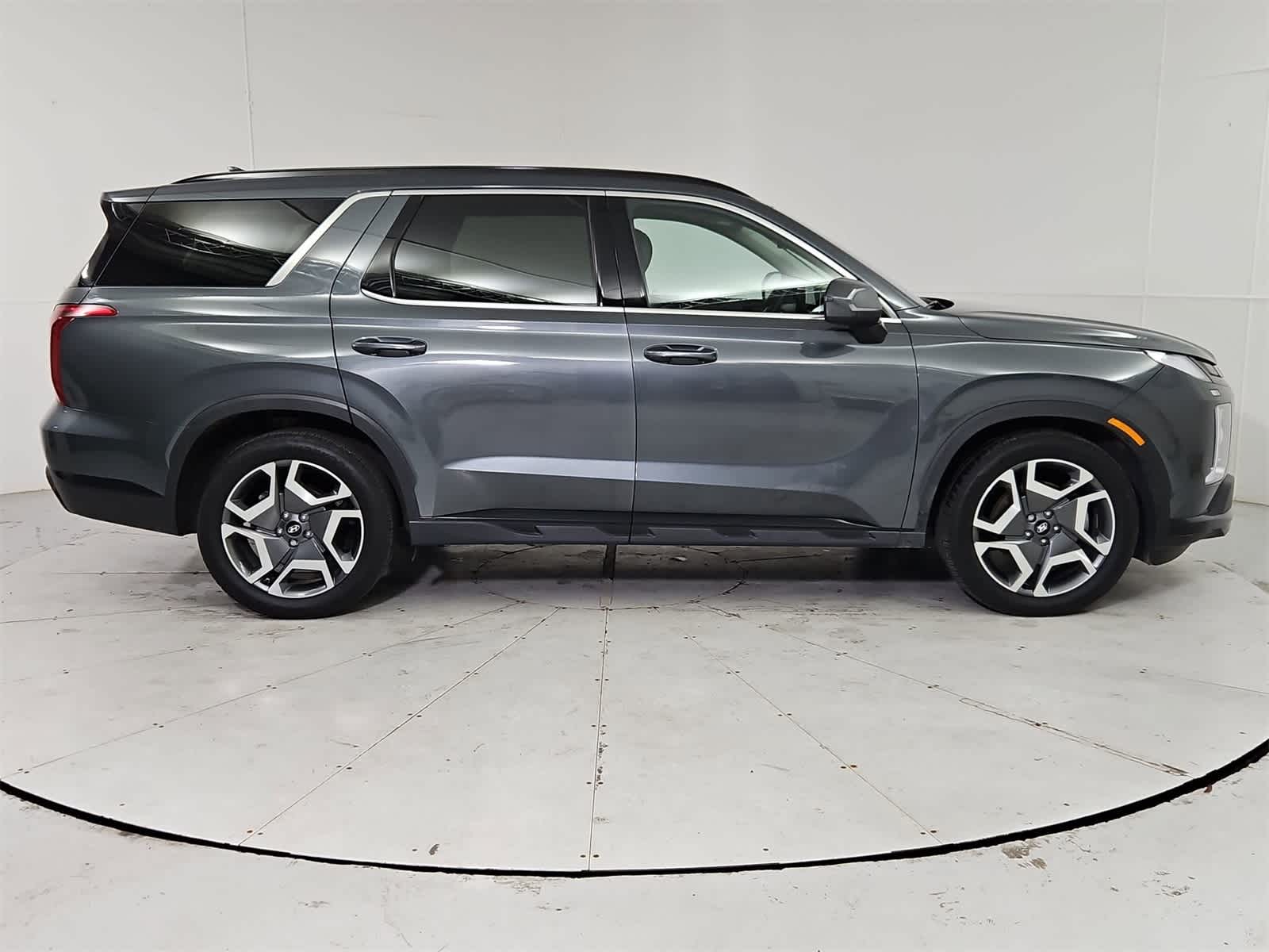 Thumbnail: 2023 Hyundai Palisade - 7