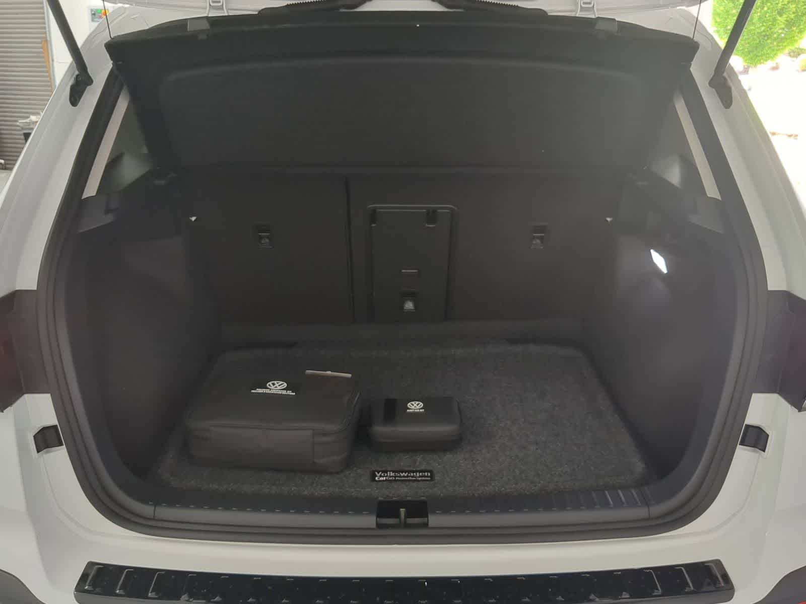 Thumbnail: 2025 Volkswagen Taos - 35