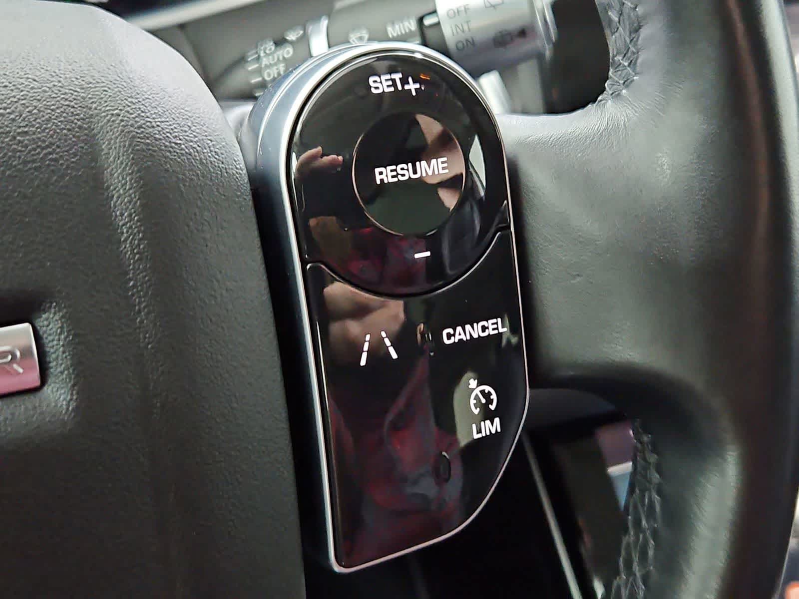 Thumbnail: 2020 Land Rover Range Rover Evoque - 26