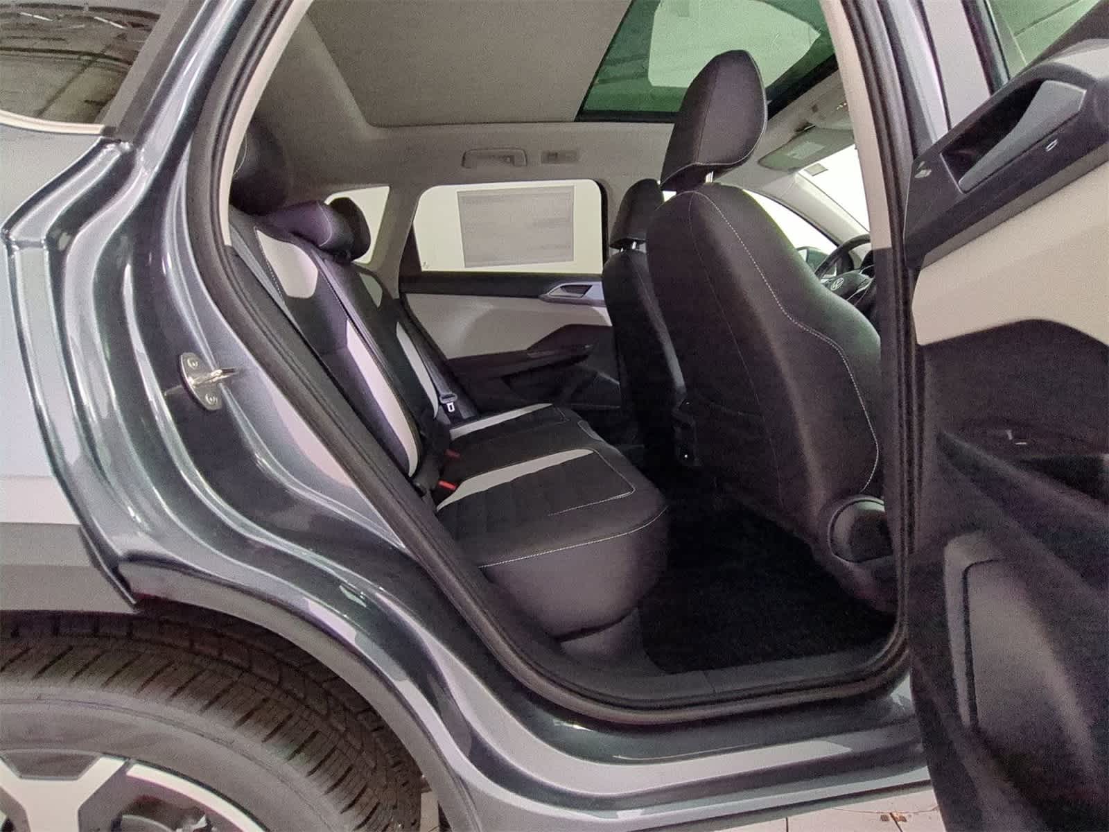 Thumbnail: 2025 Volkswagen Taos - 21