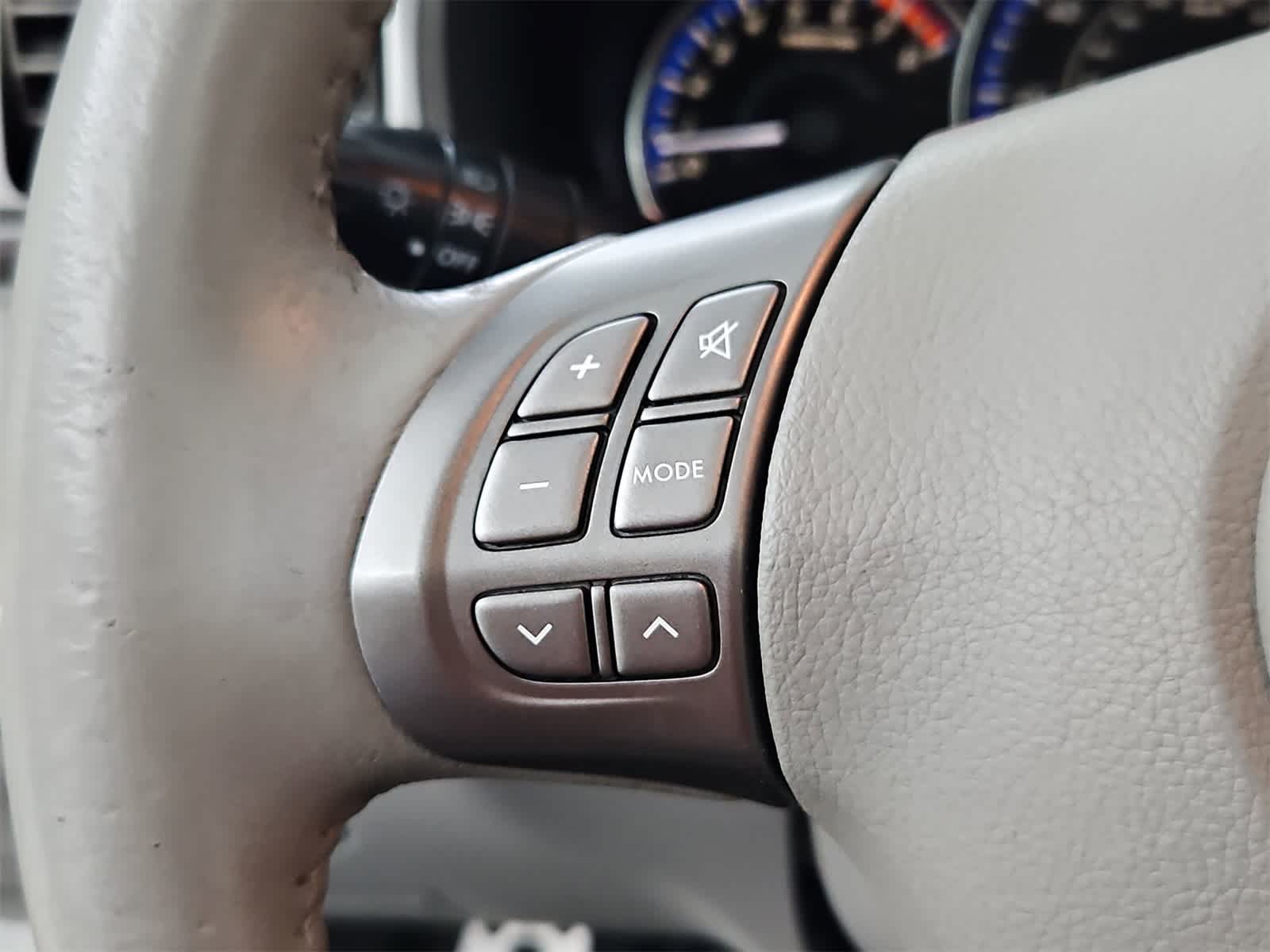 2010 Subaru Forester Limited 24