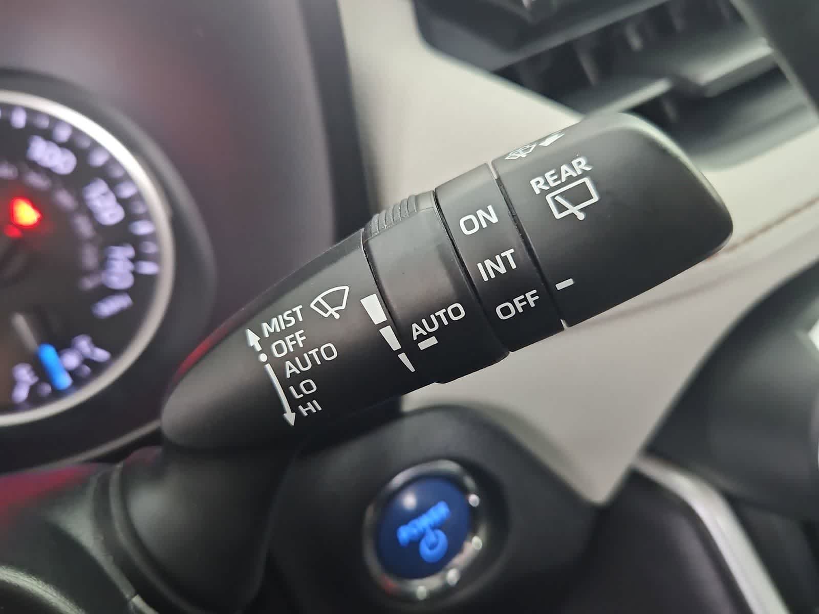 Thumbnail: 2020 Toyota RAV4 - 26