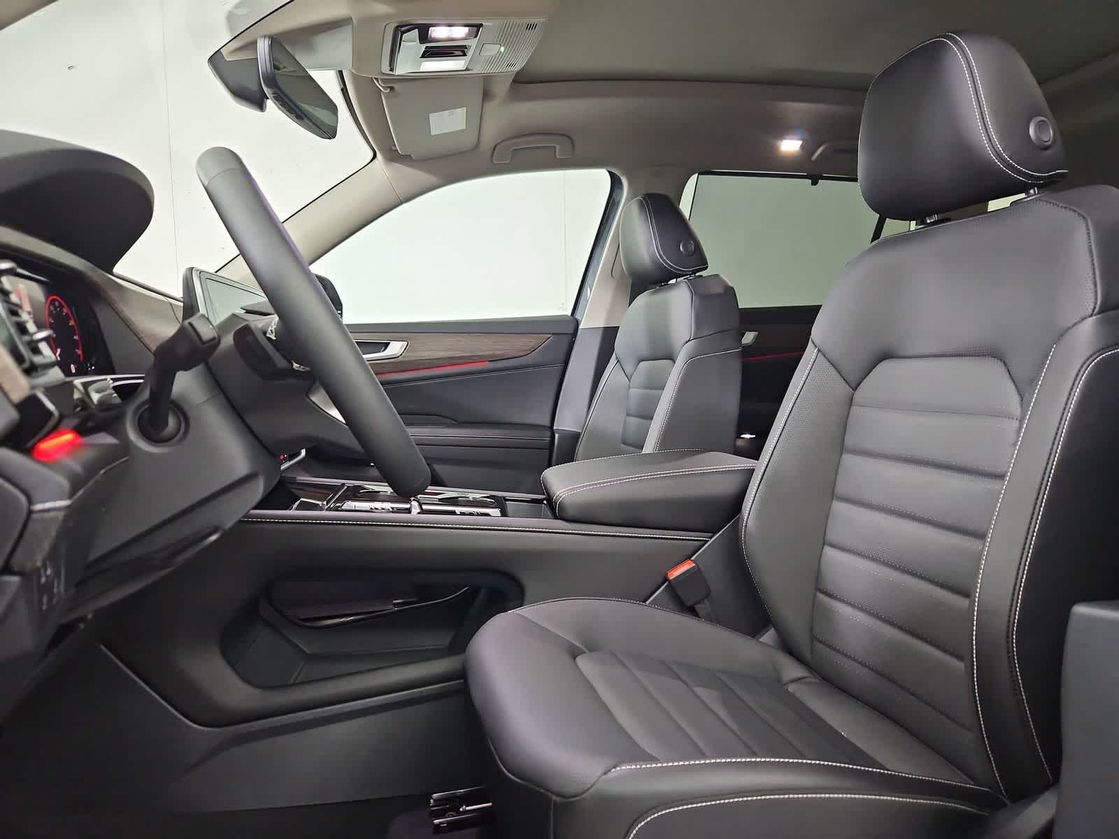 Thumbnail: 2026 Volkswagen Atlas - 16