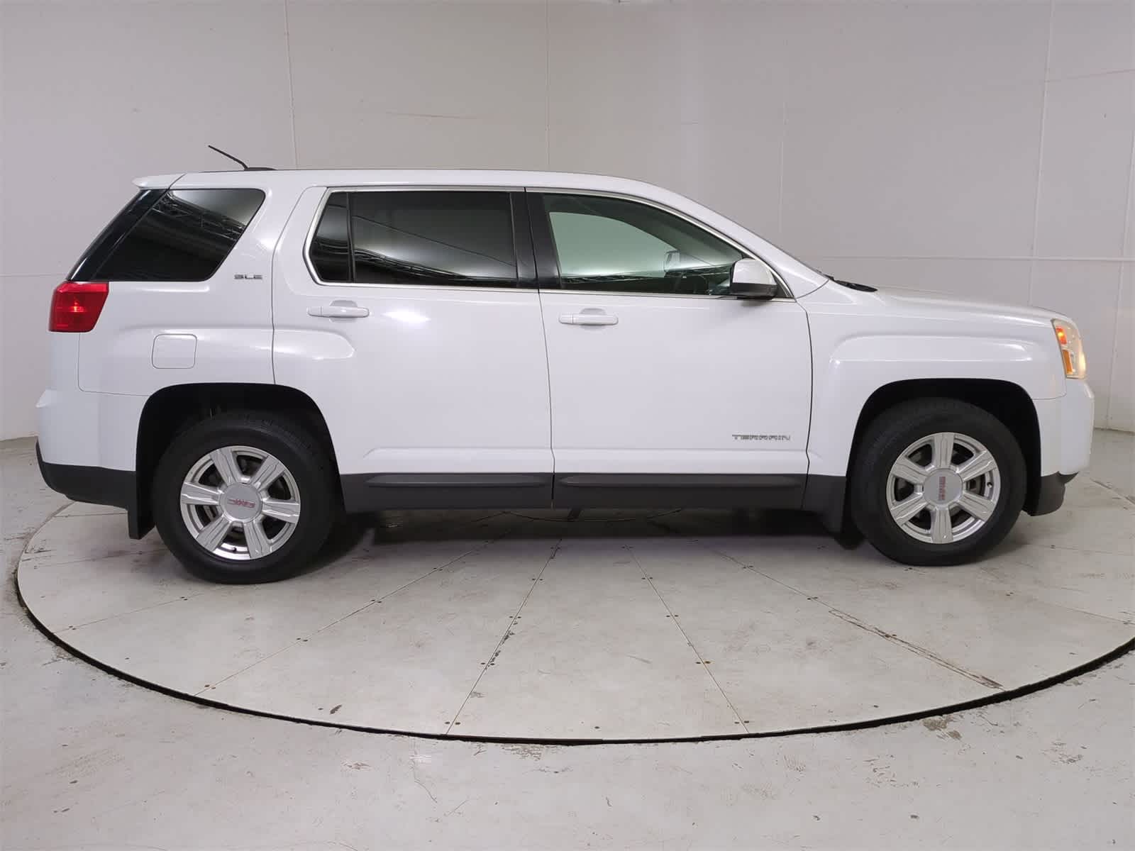 Thumbnail: 2015 GMC Terrain - 7