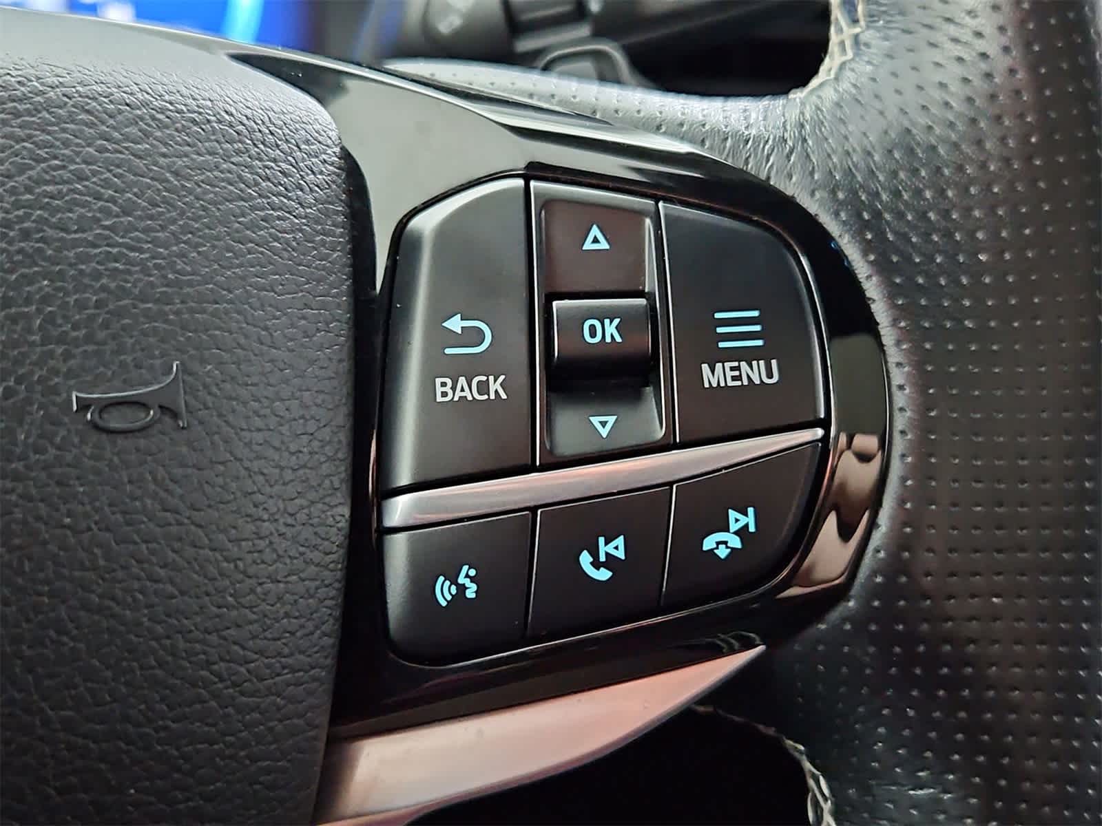 Thumbnail: 2021 Ford Explorer - 26