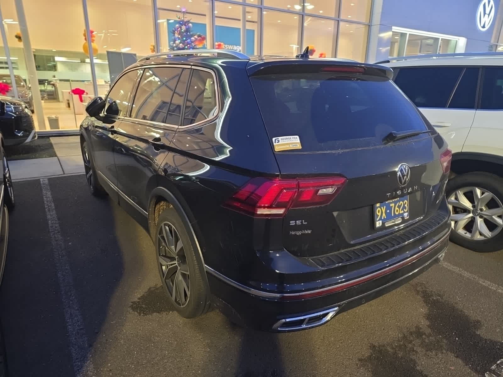 Thumbnail: 2024 Volkswagen Tiguan - 8