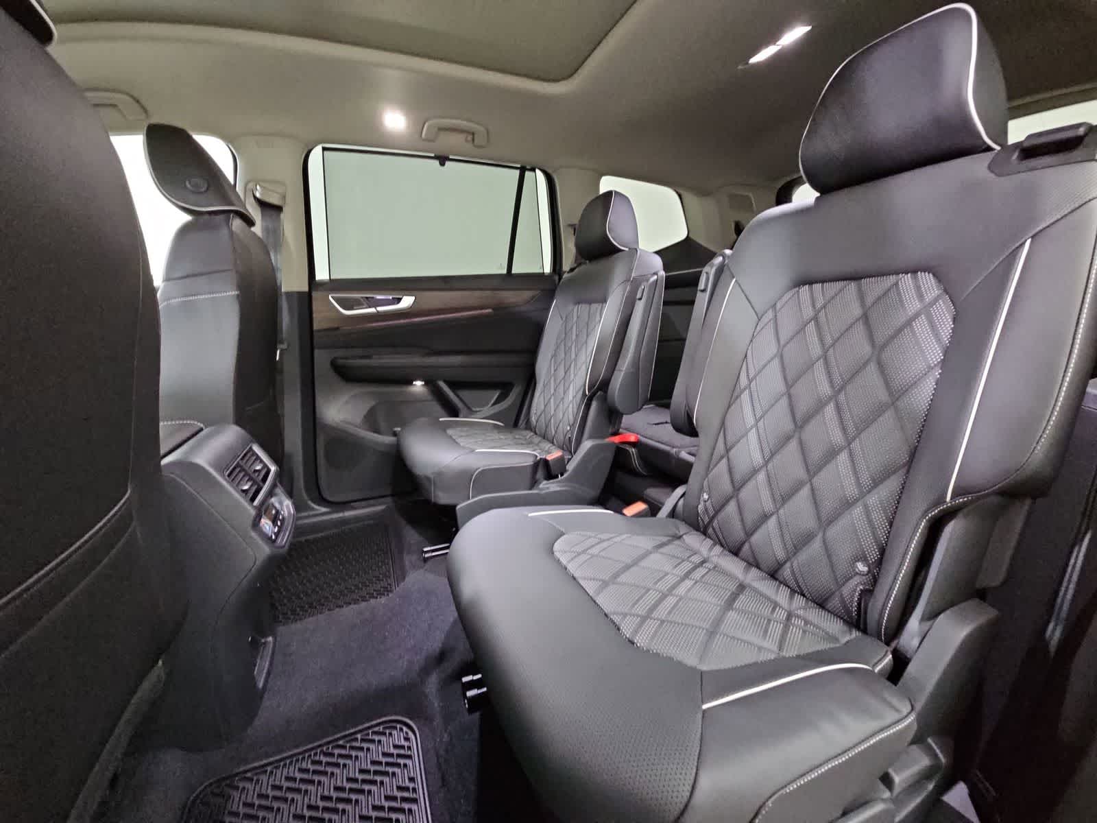 Thumbnail: 2026 Volkswagen Atlas - 20