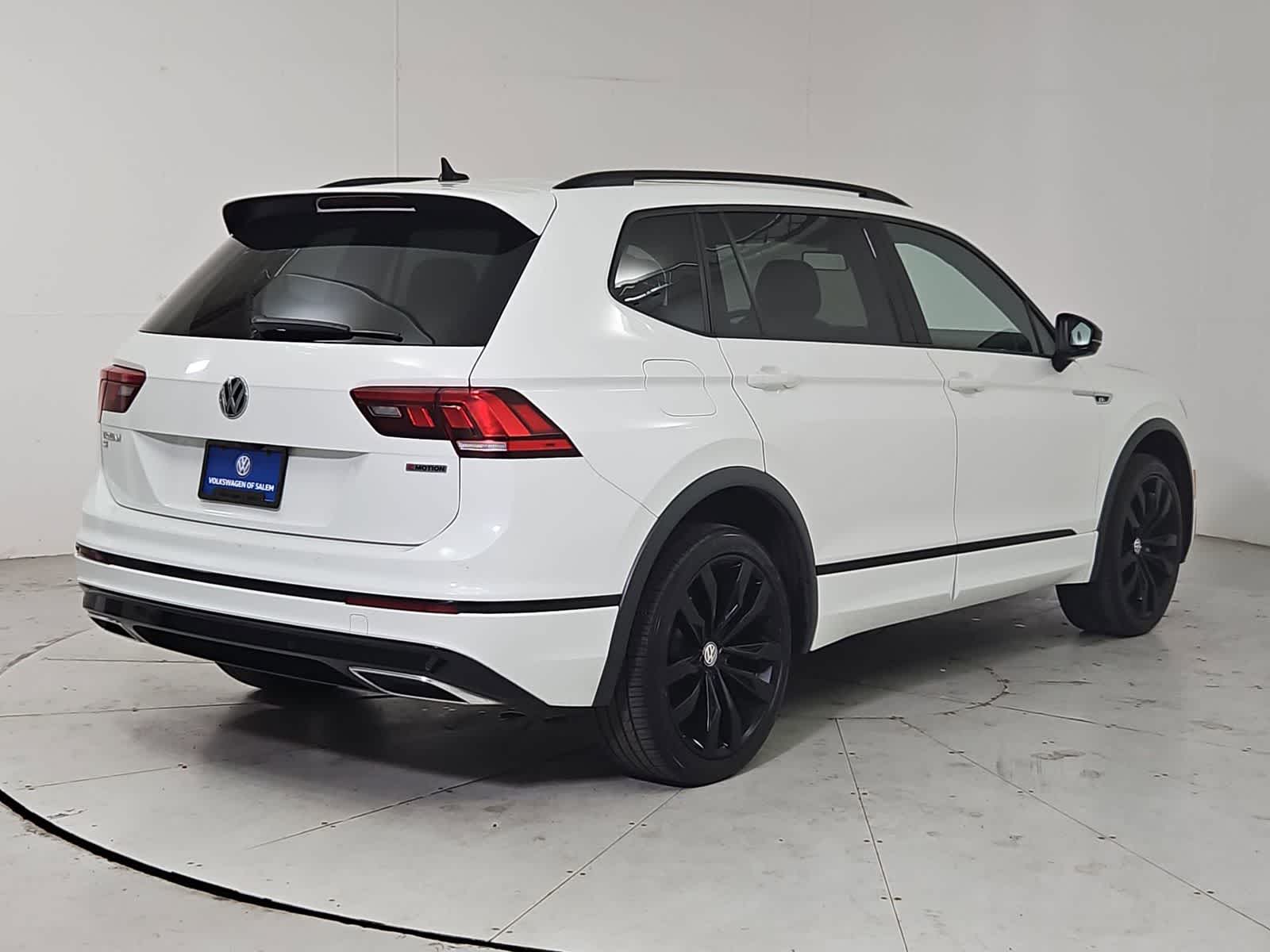 Thumbnail: 2021 Volkswagen Tiguan - 6