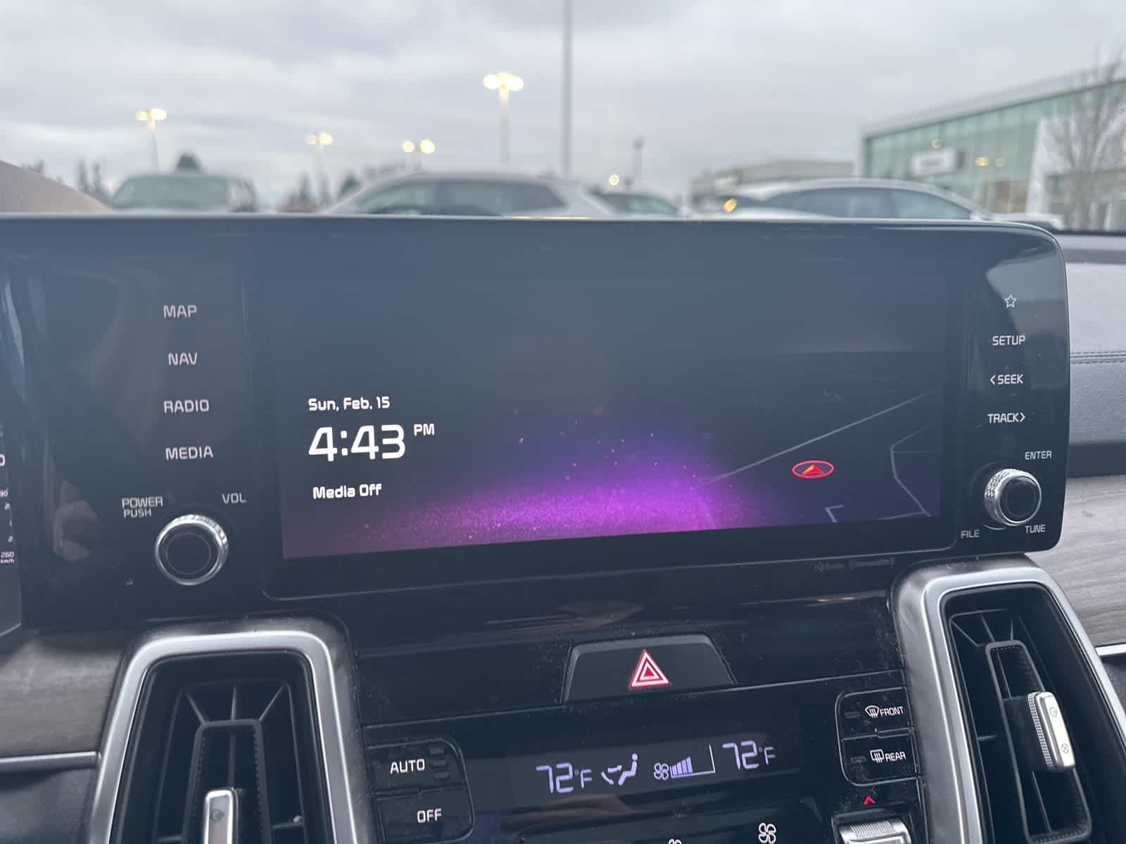 Thumbnail: 2022 Kia Sorento - 12