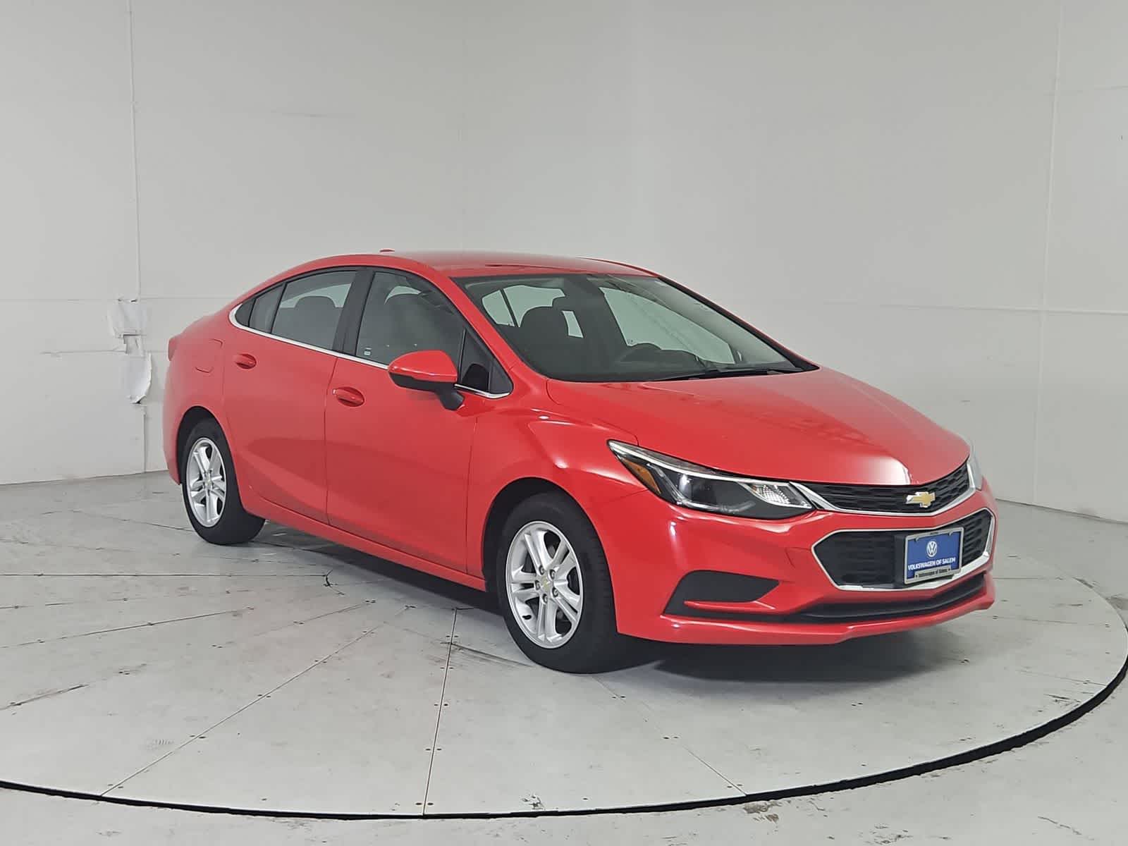 Thumbnail: 2018 Chevrolet Cruze - 8
