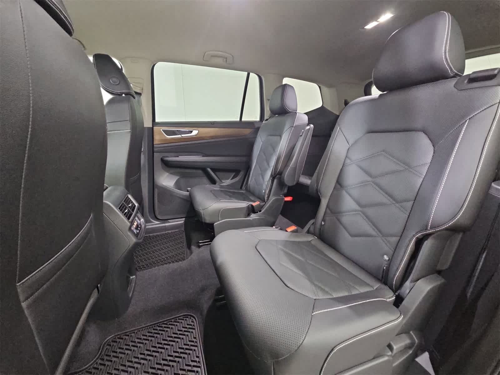 Thumbnail: 2026 Volkswagen Atlas - 19