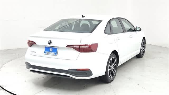 2024 Volkswagen Jetta Sport 5