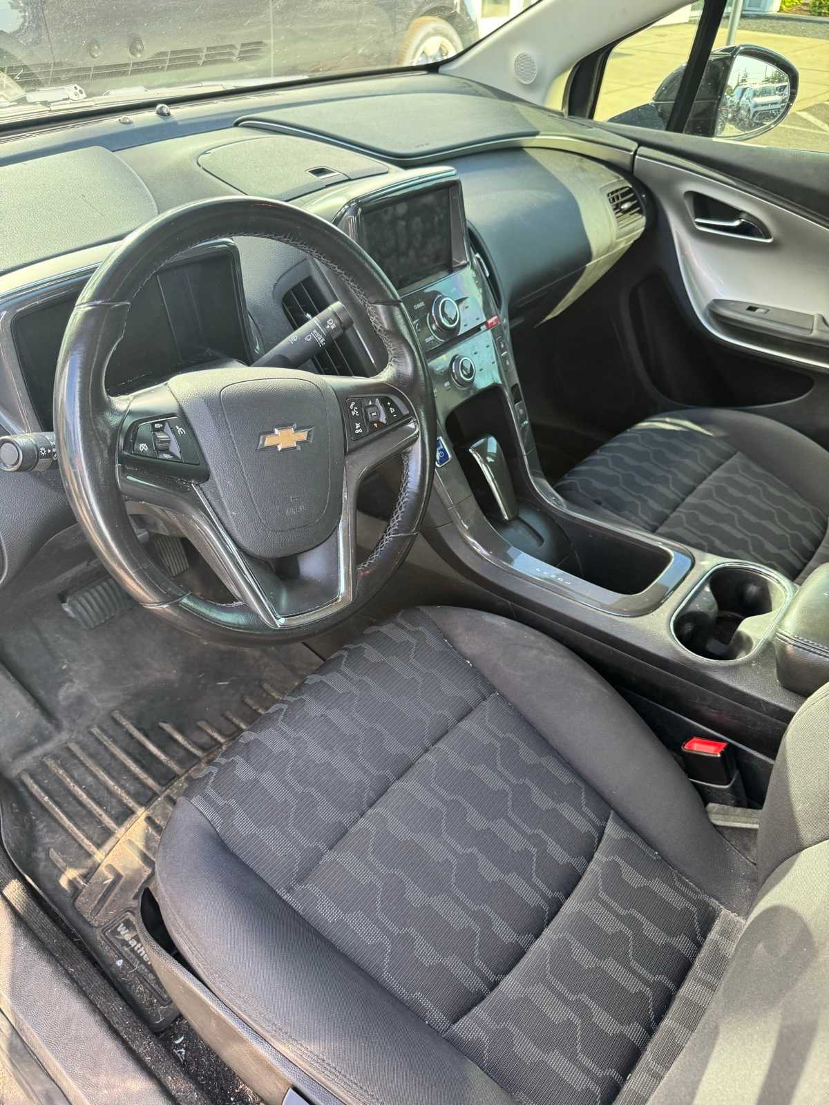 Thumbnail: 2015 Chevrolet Volt - 5