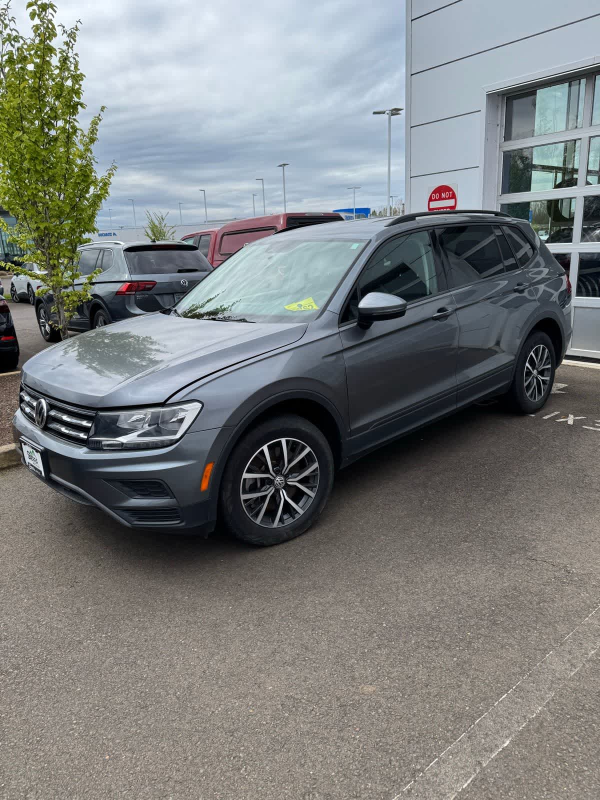 Thumbnail: 2021 Volkswagen Tiguan - 3