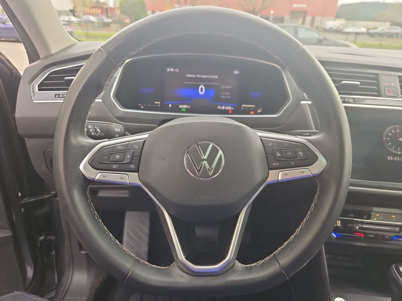 Thumbnail: 2022 Volkswagen Tiguan - 21