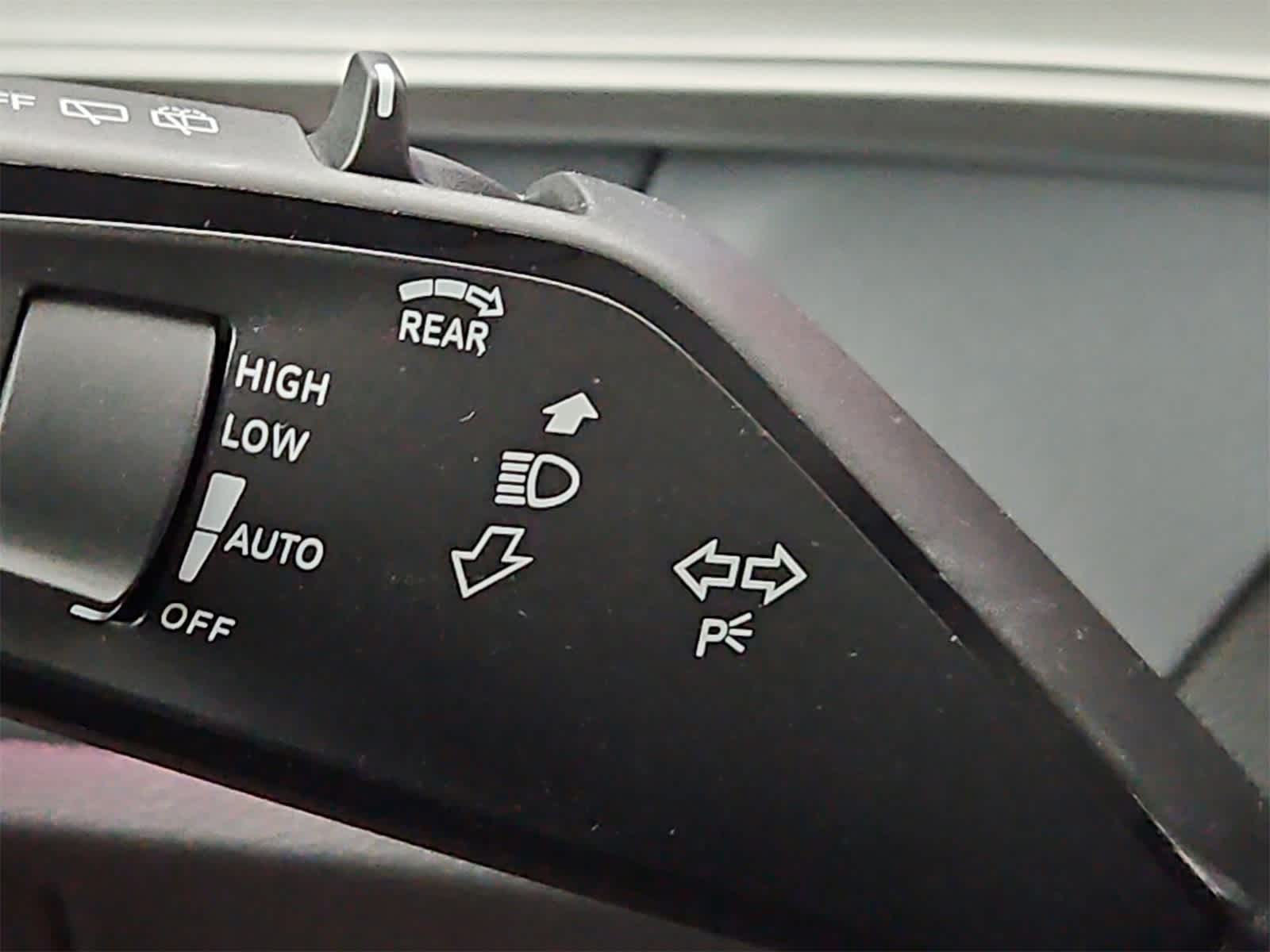 Thumbnail: 2025 Volkswagen Tiguan - 28