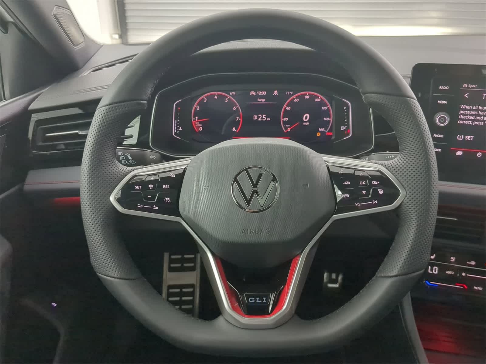 Thumbnail: 2025 Volkswagen Jetta - 23