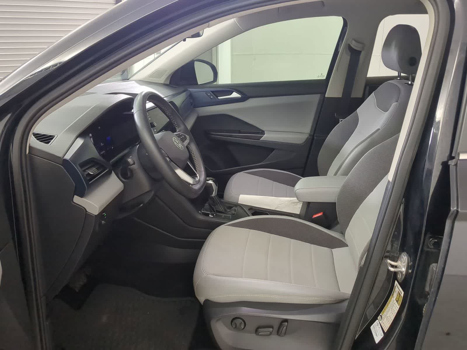 Thumbnail: 2023 Volkswagen Taos - 15