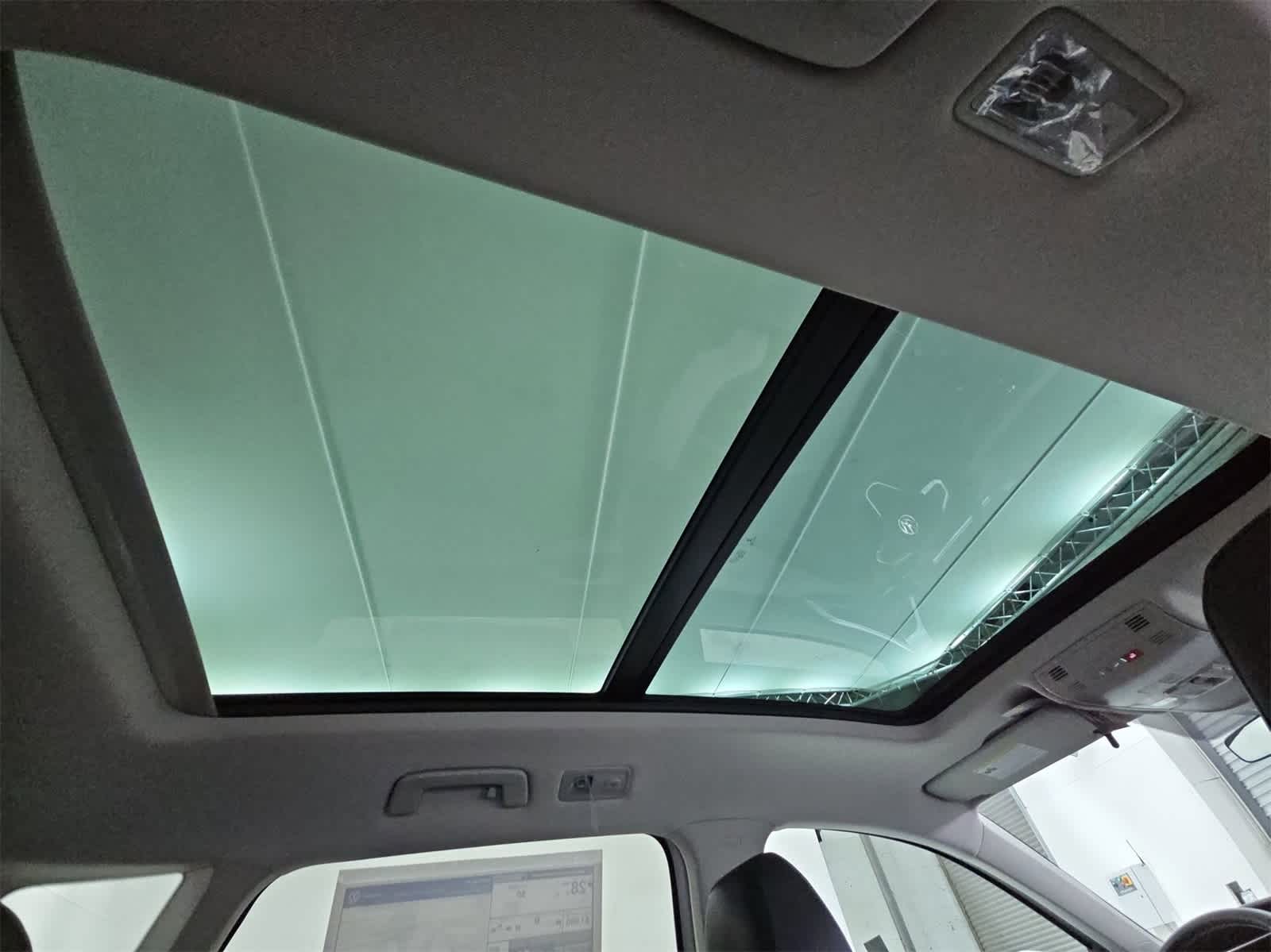 Thumbnail: 2025 Volkswagen Taos - 21