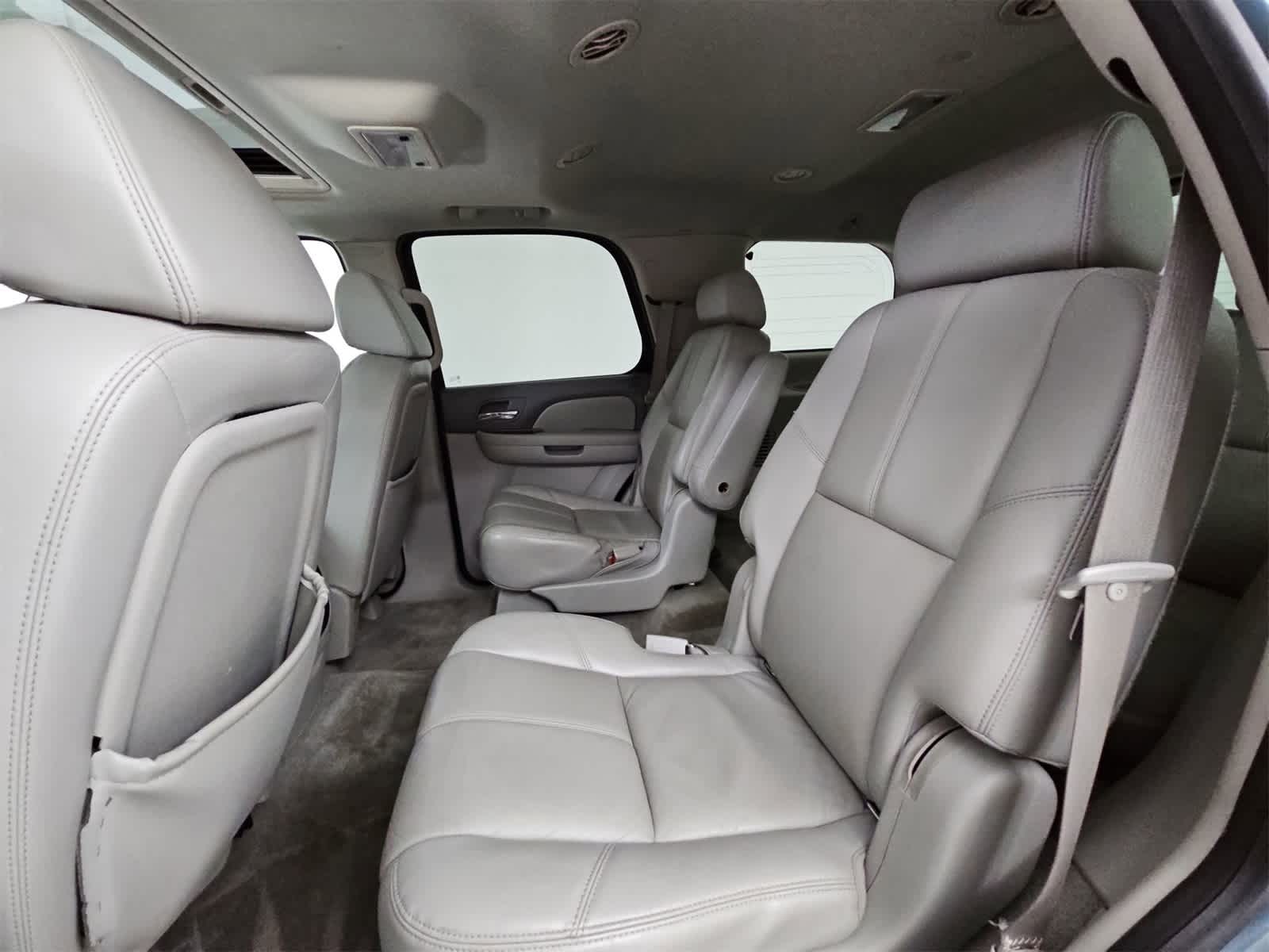 Thumbnail: 2008 GMC Yukon - 19