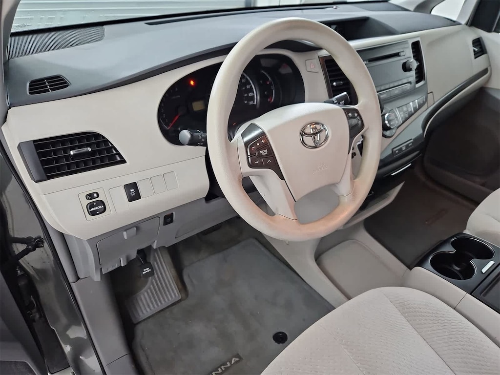 Used 2014 Toyota Sienna LE Van