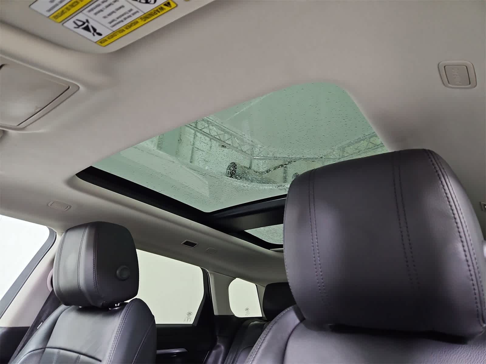 Thumbnail: 2020 Land Rover Range Rover Evoque - 19