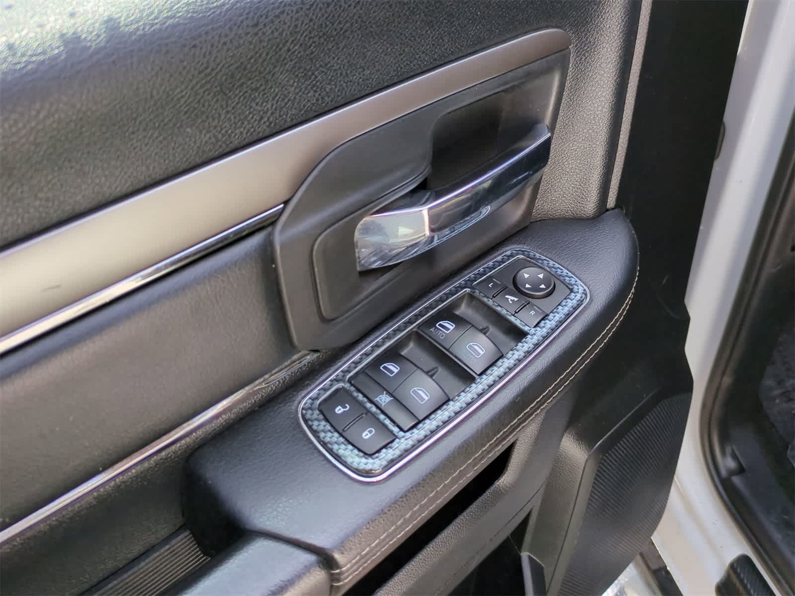 Thumbnail: 2014 RAM 1500 - 17