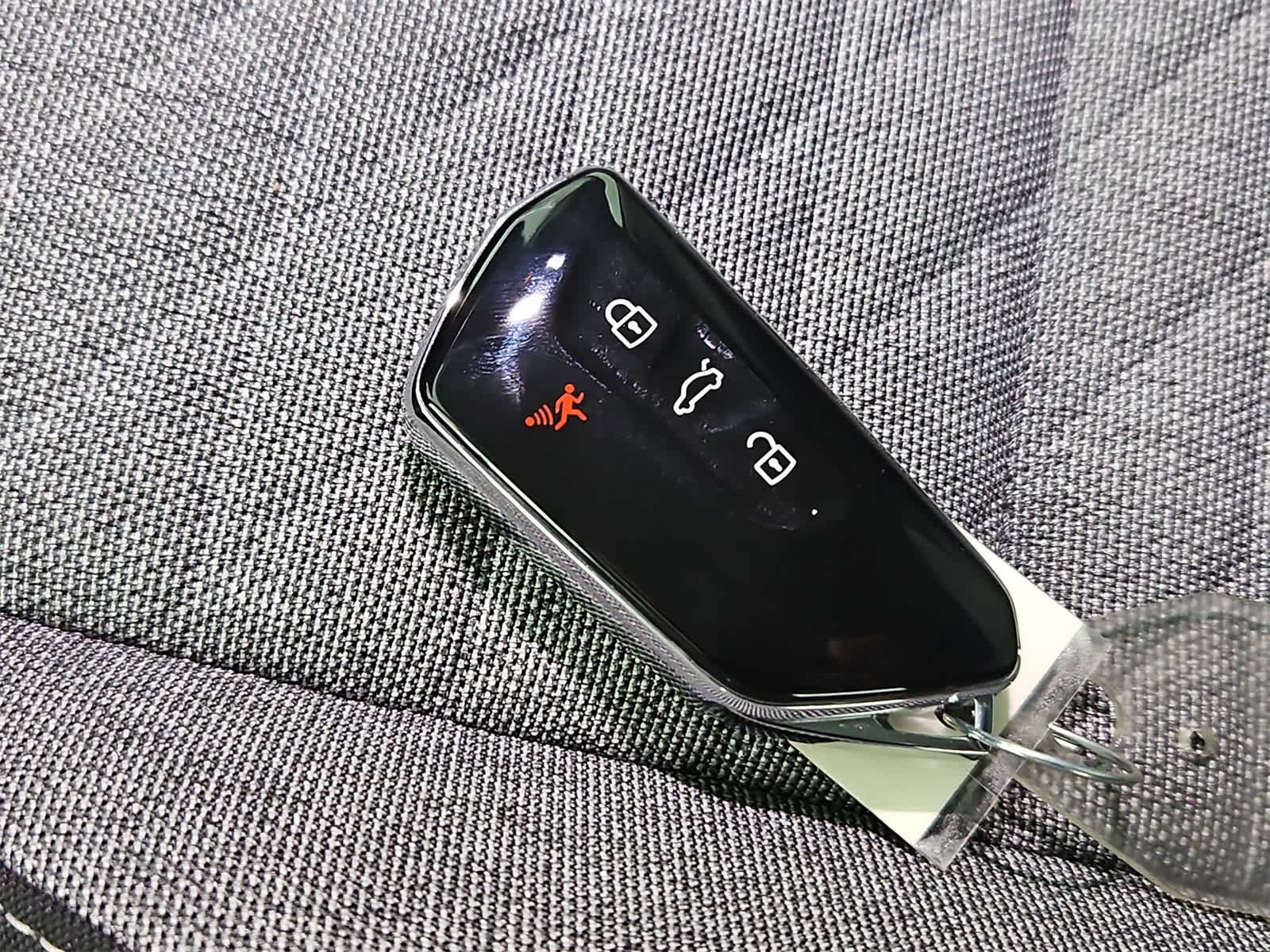 Thumbnail: 2025 Volkswagen Tiguan - 35