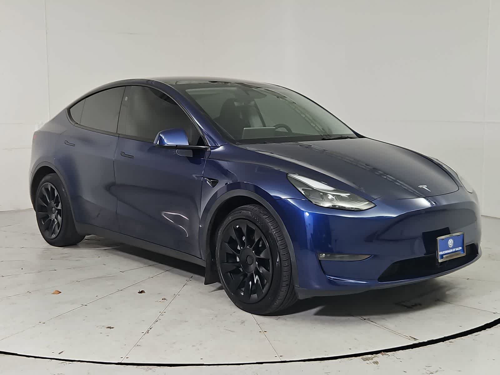 Thumbnail: 2023 Tesla Model Y - 8