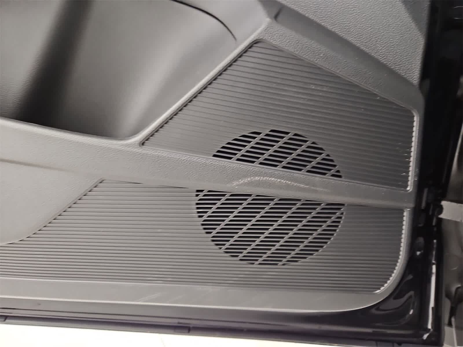 Thumbnail: 2025 Volkswagen Taos - 30