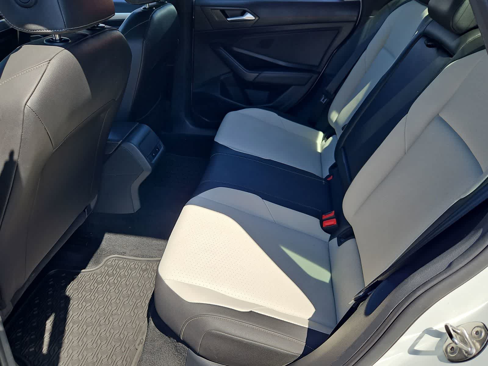 Thumbnail: 2020 Volkswagen Jetta - 20