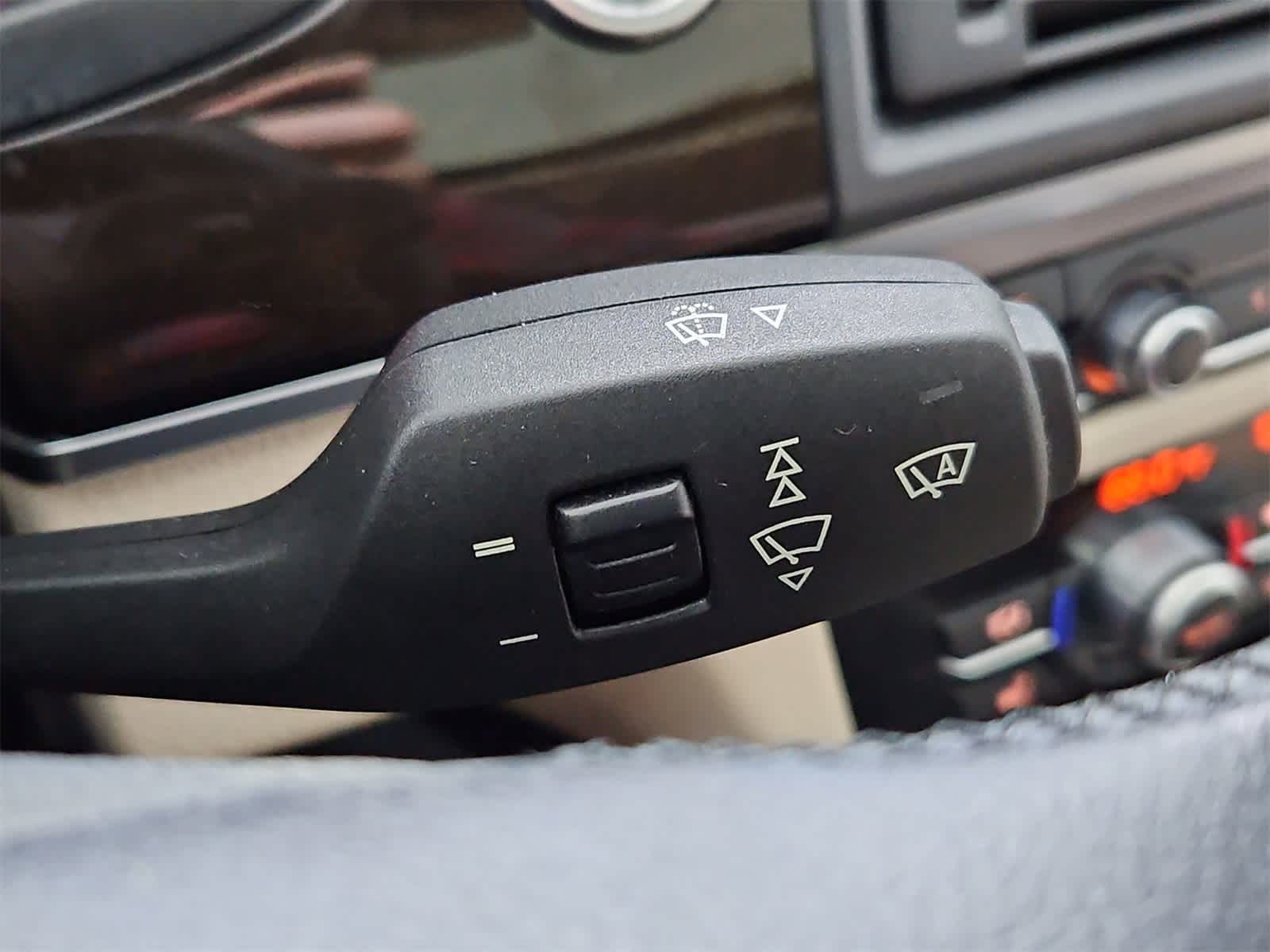 Thumbnail: 2011 BMW 5 Series - 27