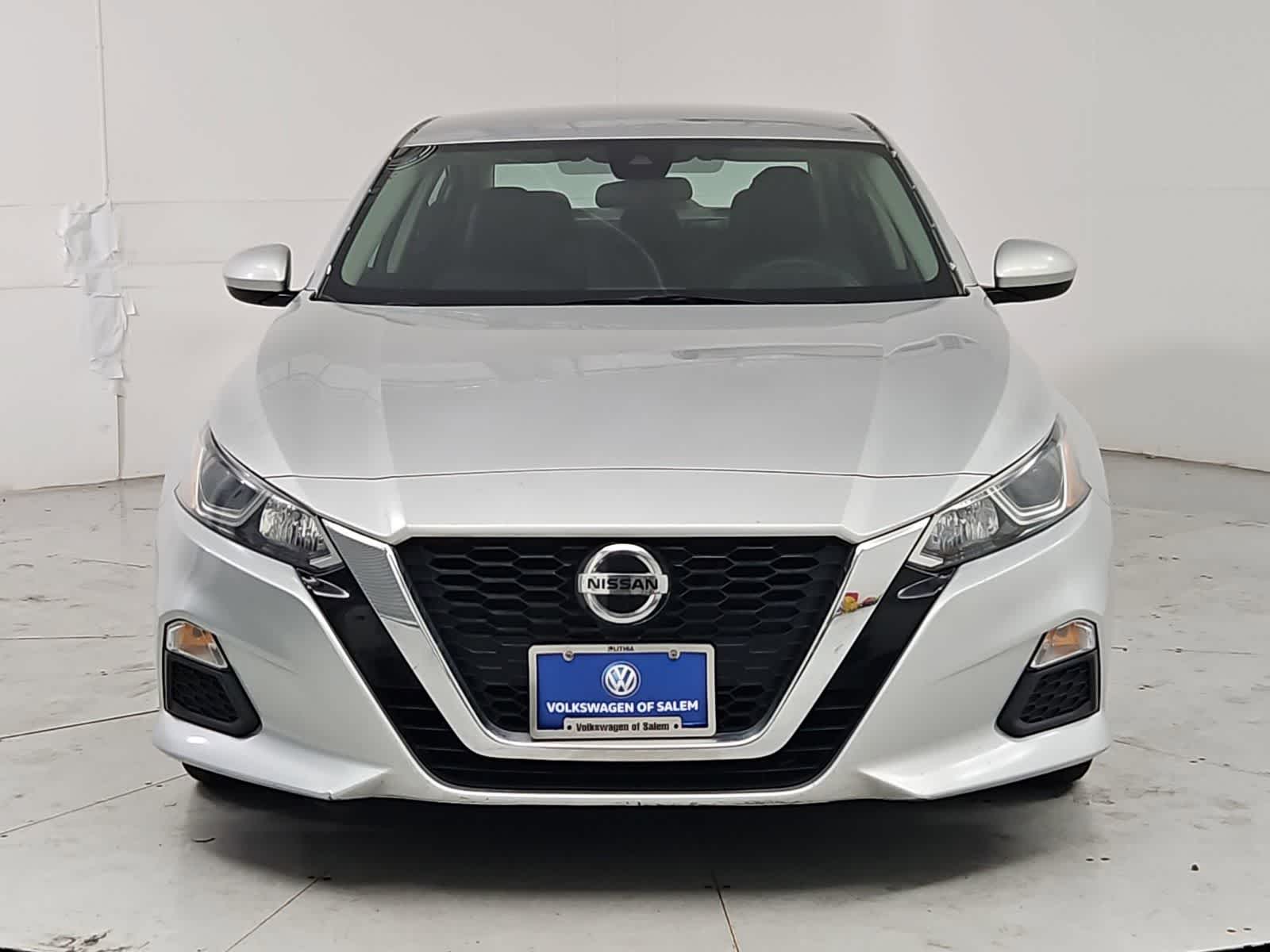 Thumbnail: 2021 Nissan Altima - 9