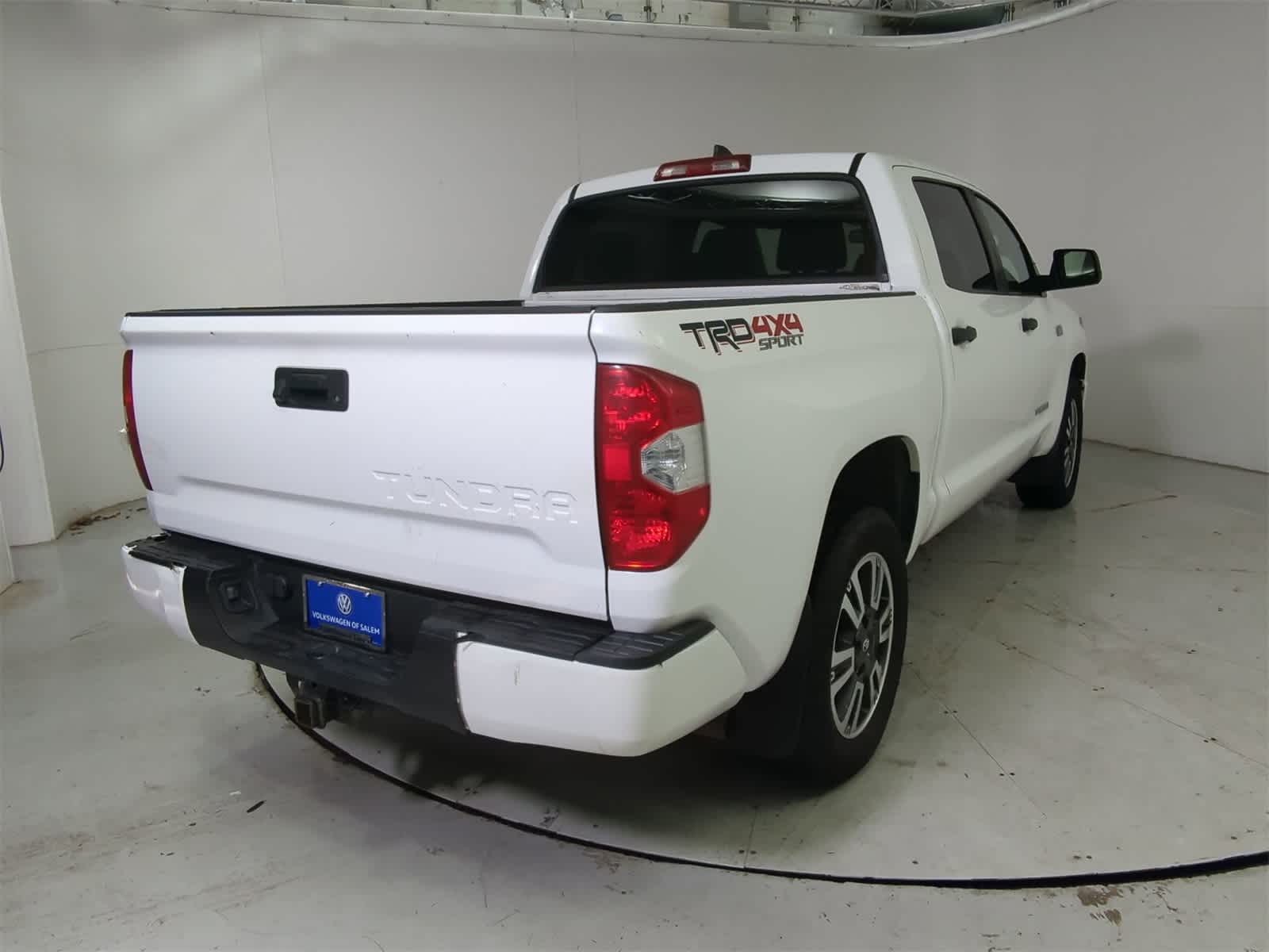 Thumbnail: 2021 Toyota Tundra - 6