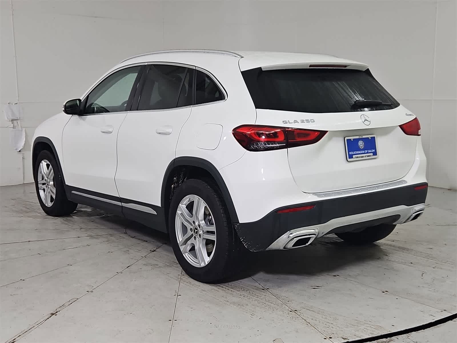 Thumbnail: 2022 Mercedes-Benz GLA - 4