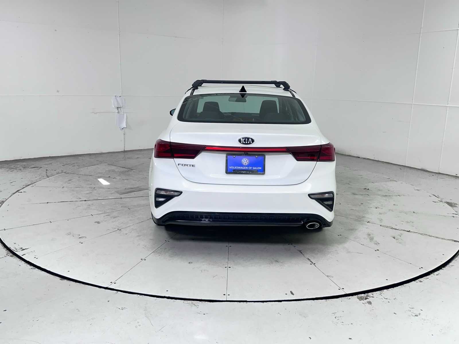 Thumbnail: 2021 Kia Forte - 4
