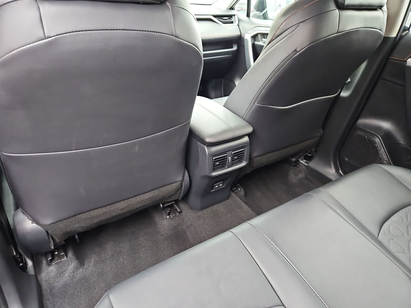 Thumbnail: 2024 Toyota RAV4 - 18