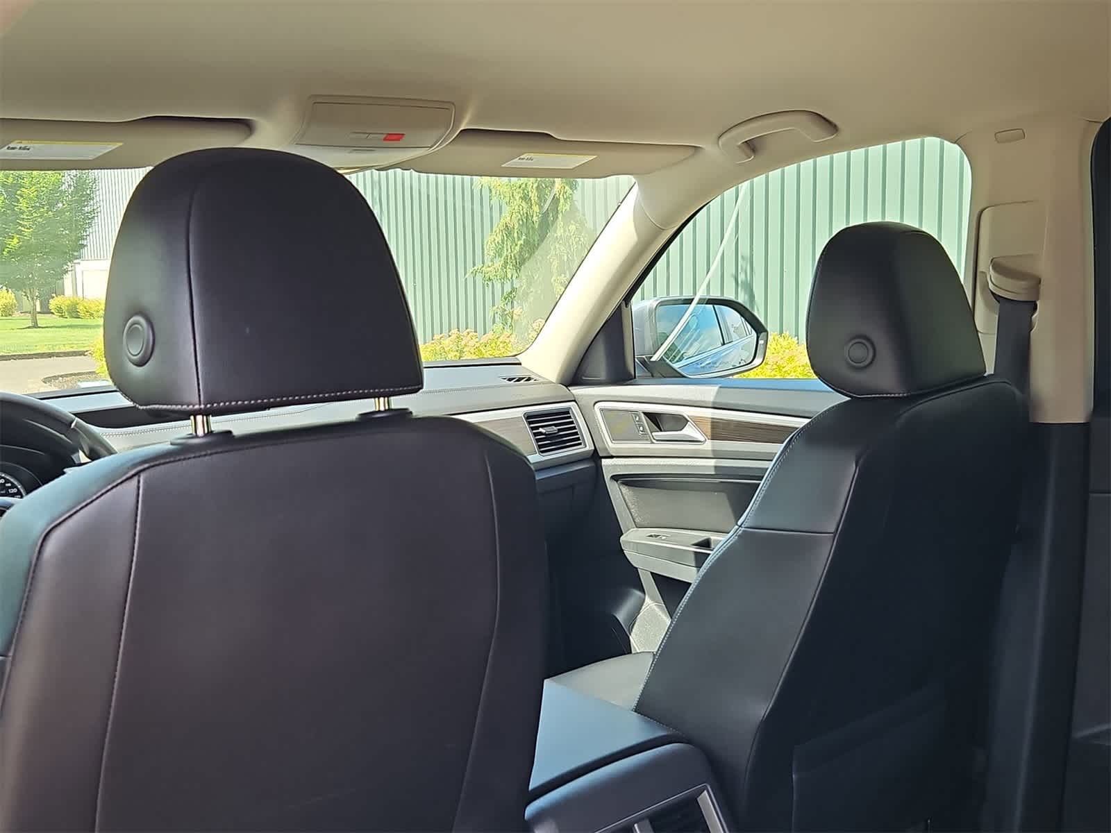 Thumbnail: 2019 Volkswagen Atlas - 17