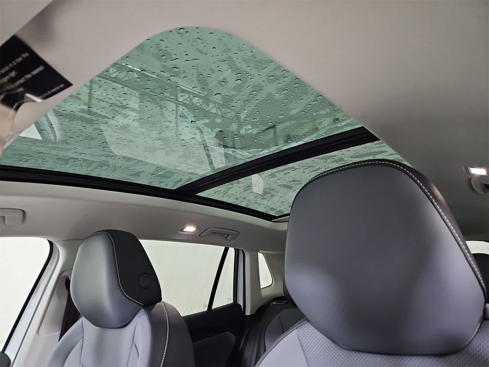 Thumbnail: 2025 Volkswagen Tiguan - 19