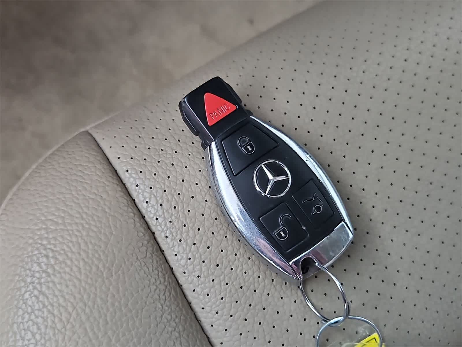 Thumbnail: 2013 Mercedes-Benz C-Class - 37