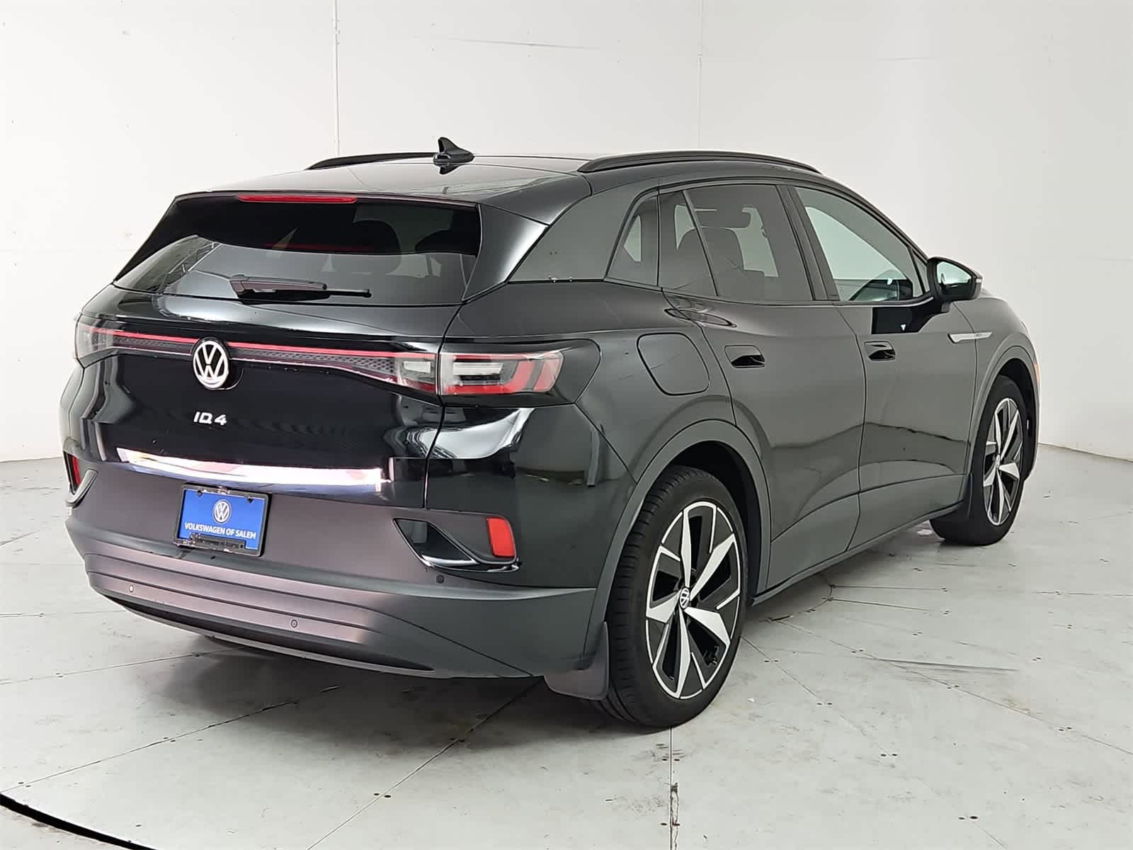 Thumbnail: 2023 Volkswagen ID.4 - 6