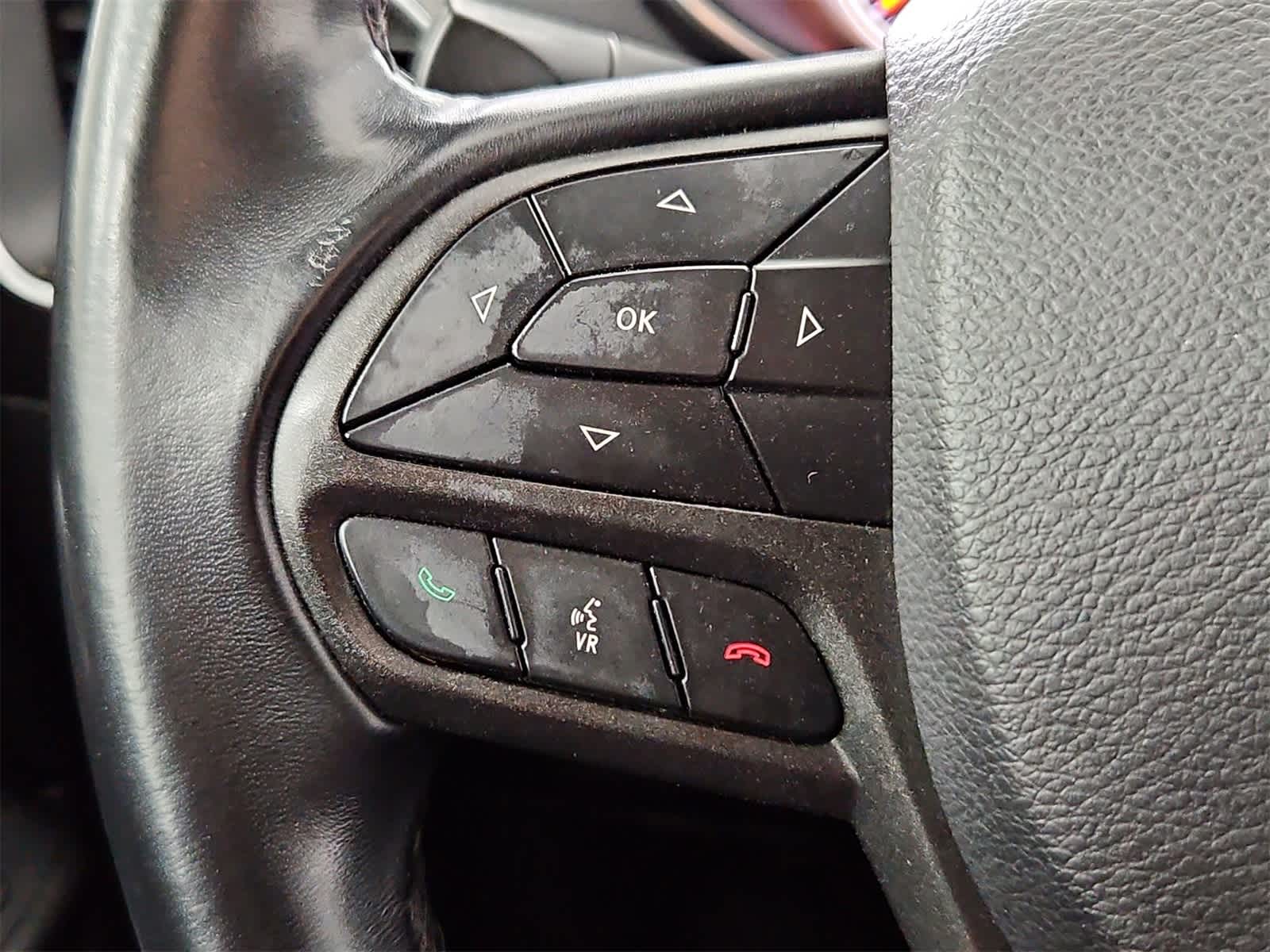 Thumbnail: 2019 Jeep Cherokee - 23