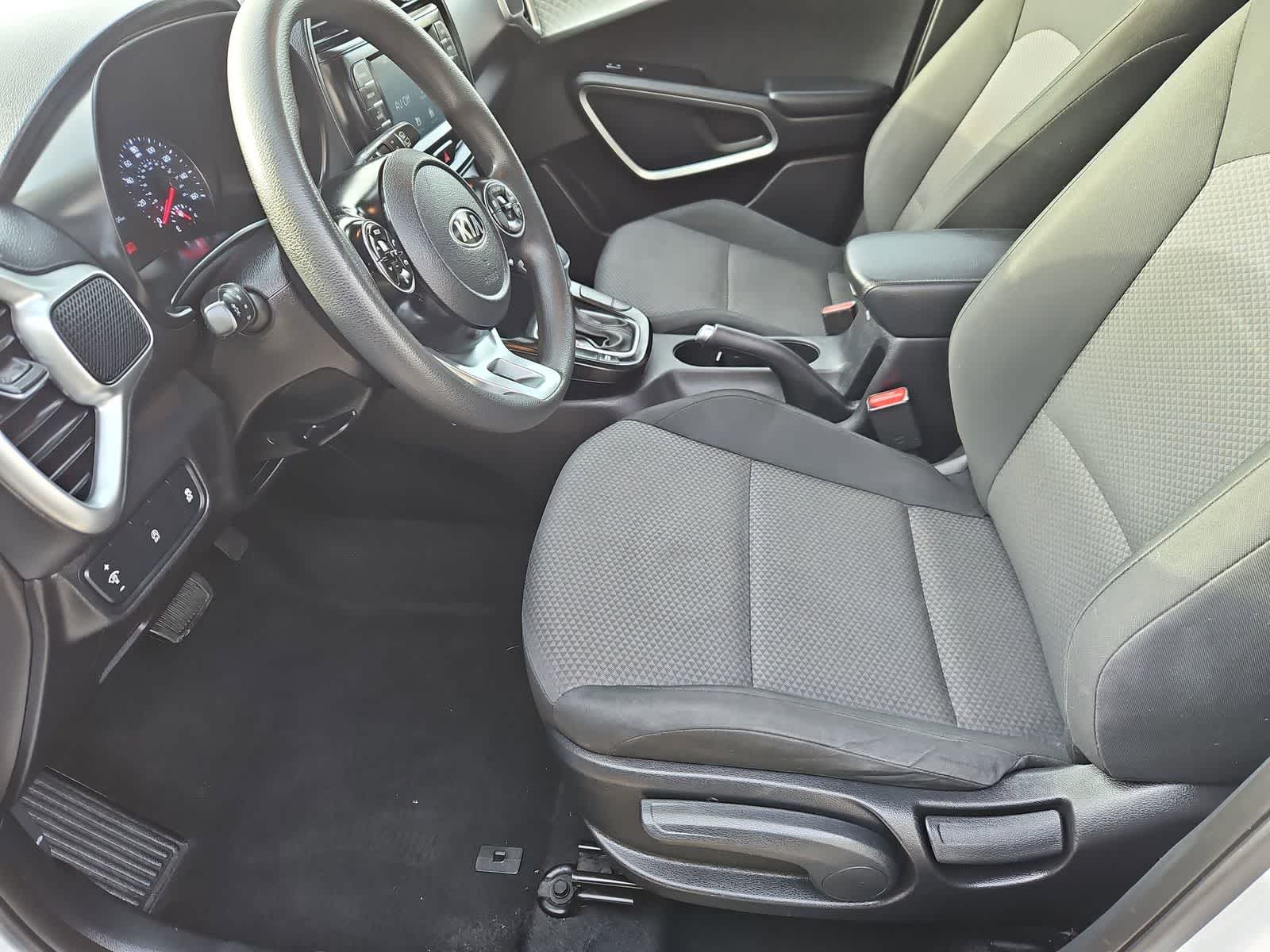 Thumbnail: 2020 Kia Soul - 16