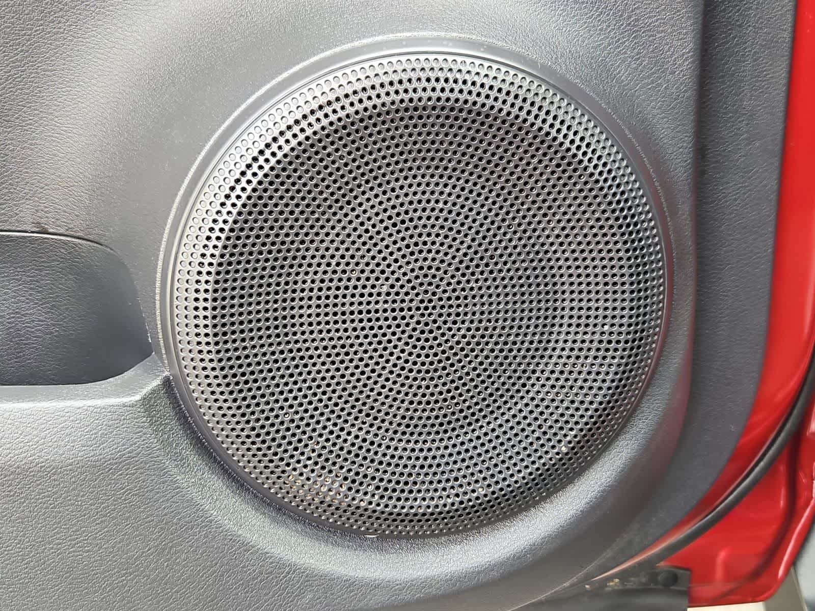 Thumbnail: 2020 Nissan Kicks - 28