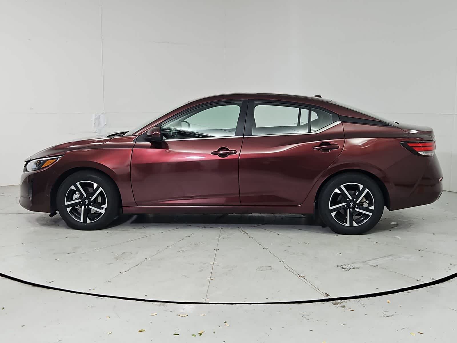 Thumbnail: 2024 Nissan Sentra - 3