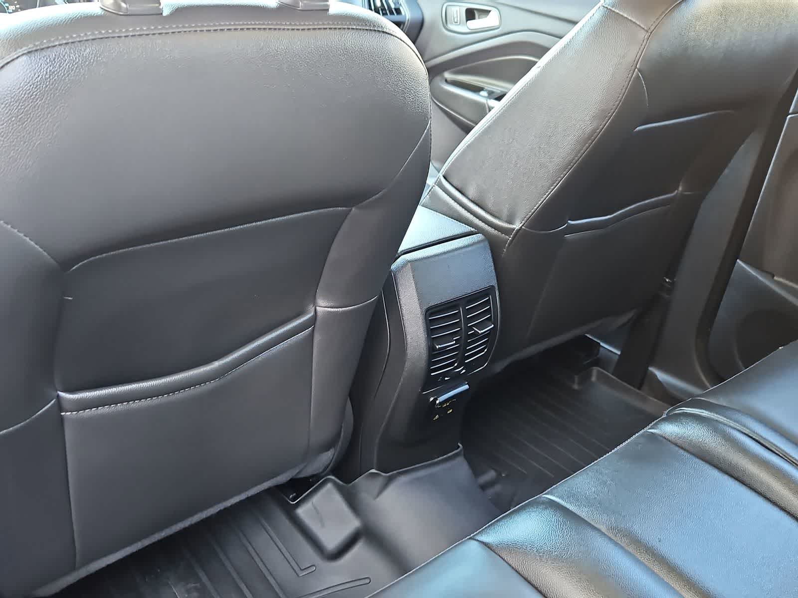 Thumbnail: 2015 Ford Escape - 18