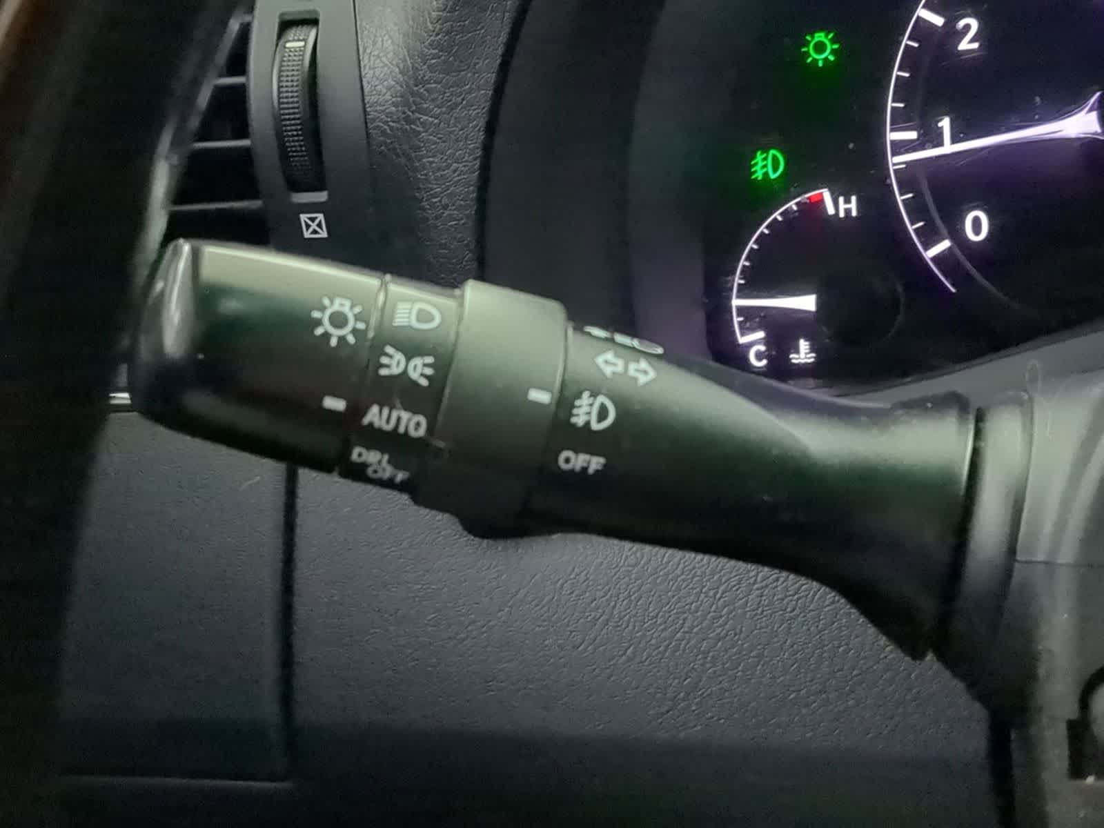 Thumbnail: 2015 Lexus RX - 27